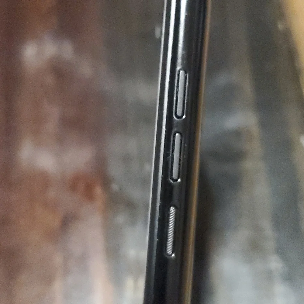 NUU Smartphone Phone For Parts #A24